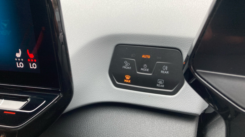 Volkswagen ID.3 150kW Family Pro Performance 58kWh 5dr Auto Electric Hatchback